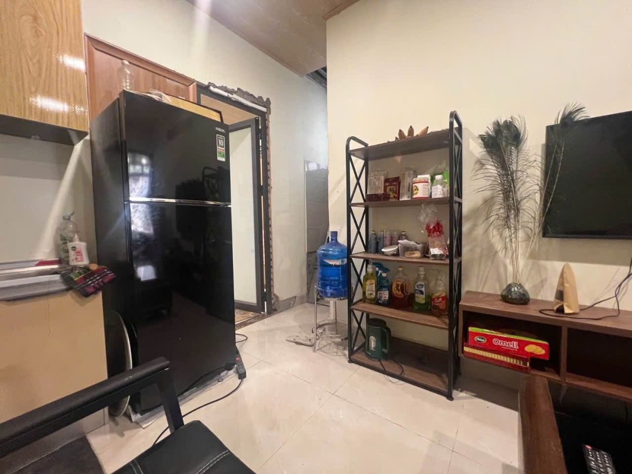 Nhà Ngọc Lâm 55m², 4 tầng, sát mặt phố sầm uất – phòng khép kín đang cho thuê ~30tr/tháng - ảnh 2