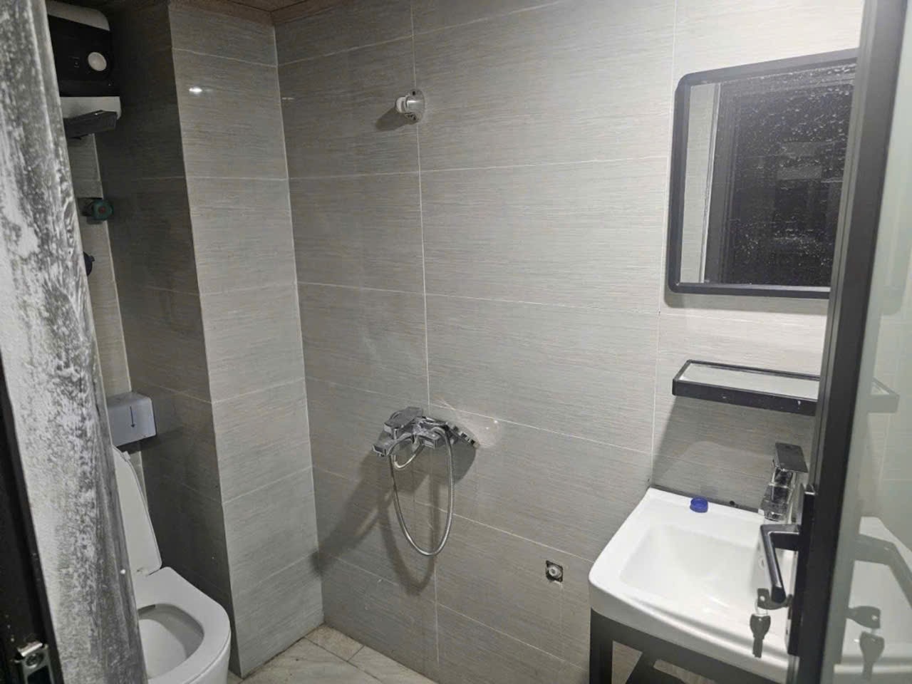 Nhà Ngọc Lâm 55m², 4 tầng, sát mặt phố sầm uất – phòng khép kín đang cho thuê ~30tr/tháng - ảnh 9